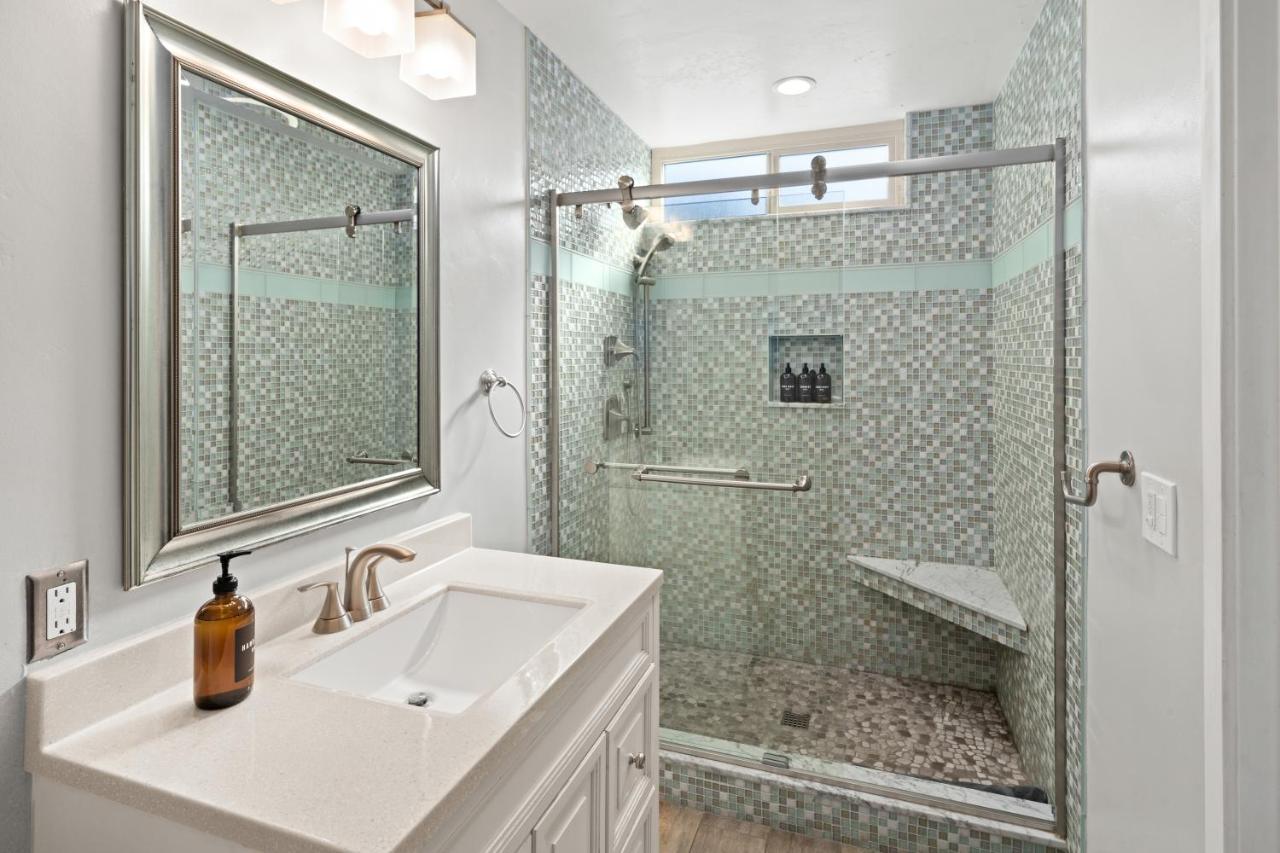 Stunning Beach Home - Large Patio, Parking, Ac & Dog Friendly! San Diego Extérieur photo